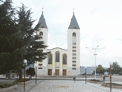 El comienzo de las apariciones en Medjugorje El comienzo de las apariciones en Medjugorje